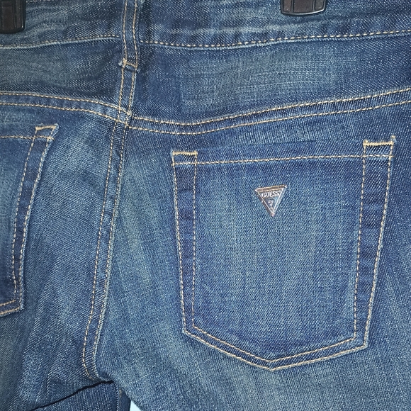 Guess Jeans - Picture 7 of 13